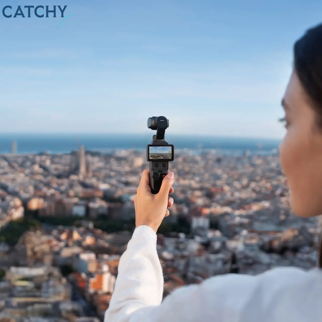 DJI Osmo Pocket 4 Combo