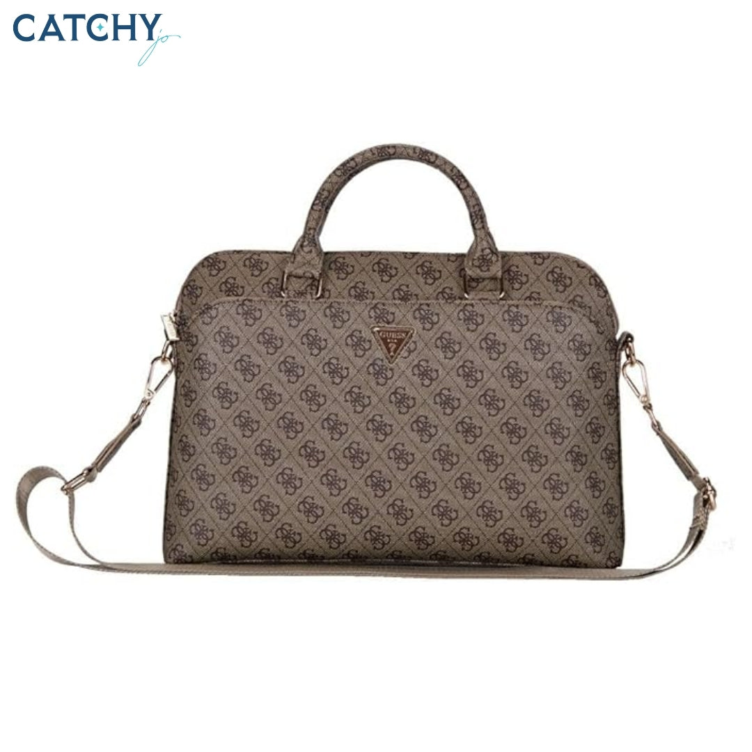 حقيبة لابتوب GUESS بمقابض بسّحاب وحزام ( 15 Inch )