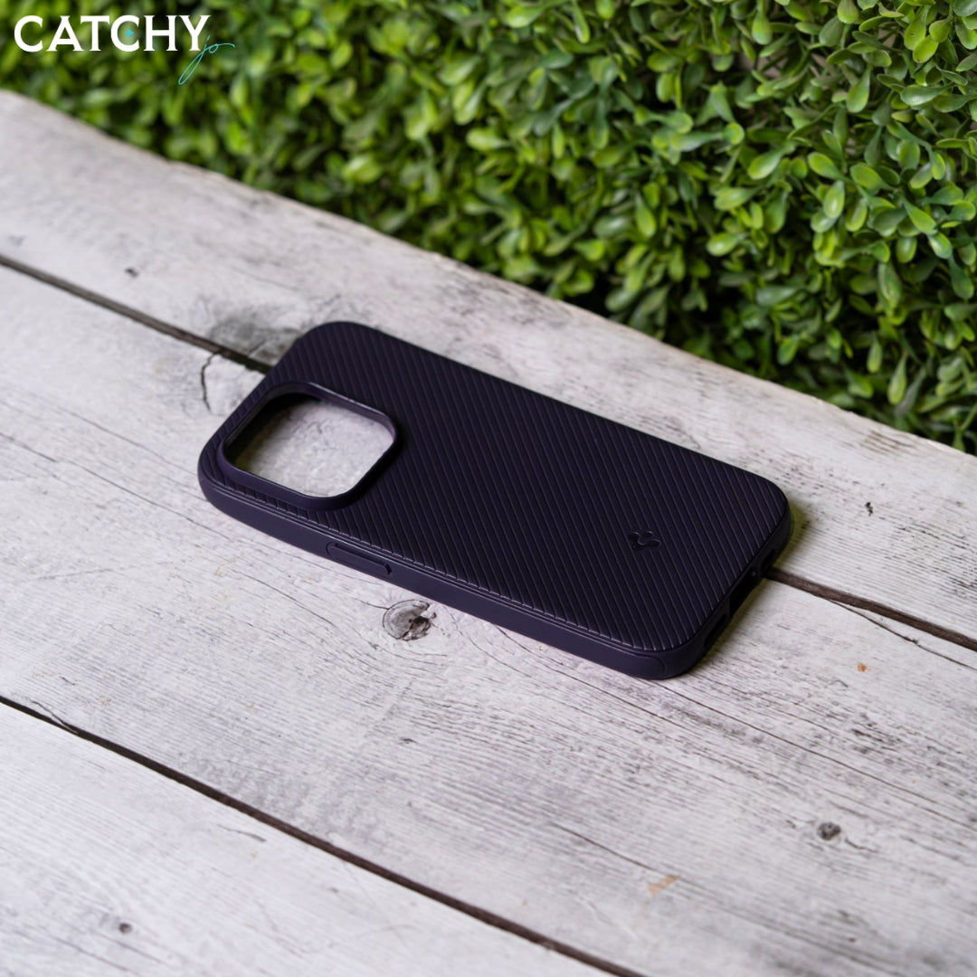 iPhone Spigen Silicone Case