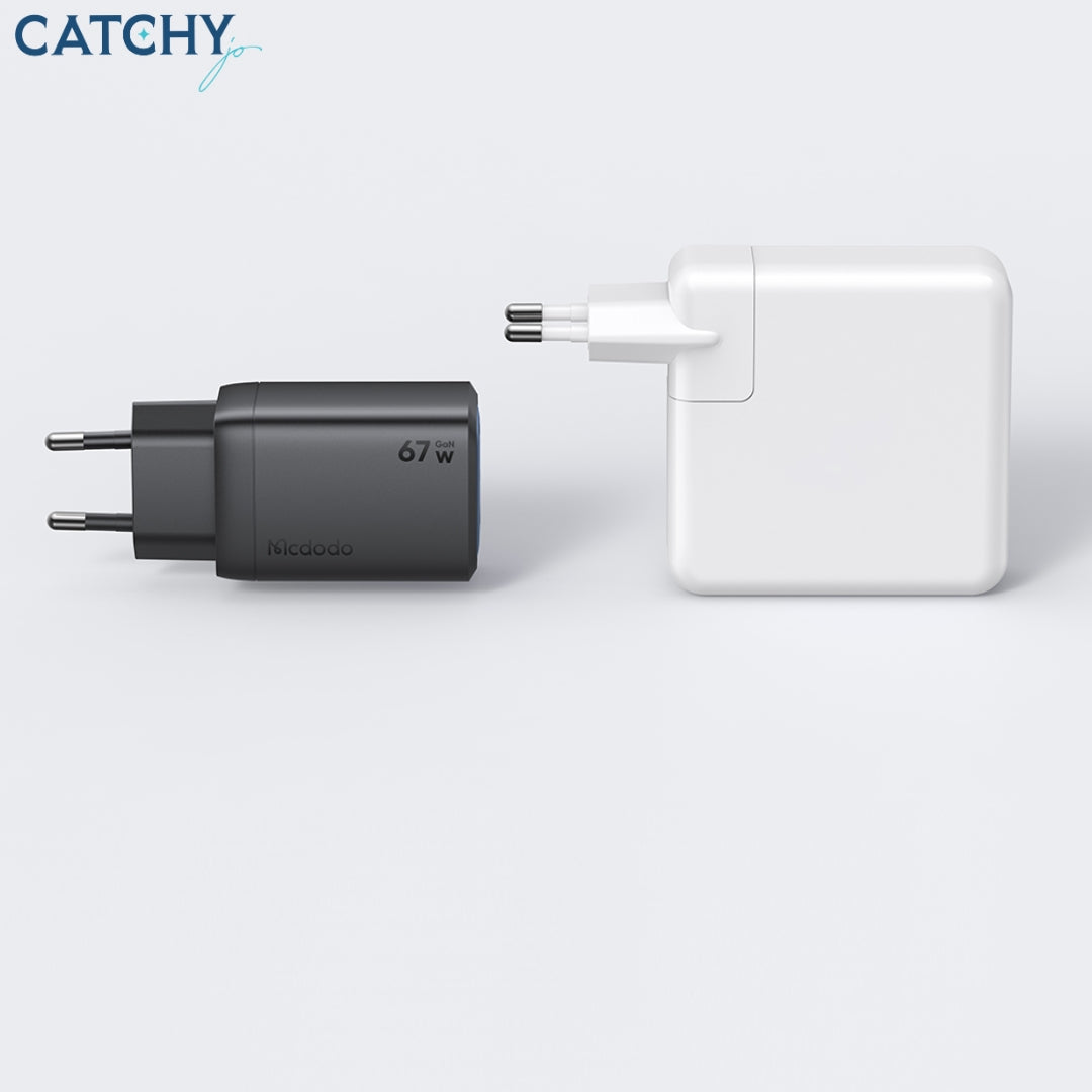 MCDODO 3 Ports Ultimate Mini GaN Charger (67W)