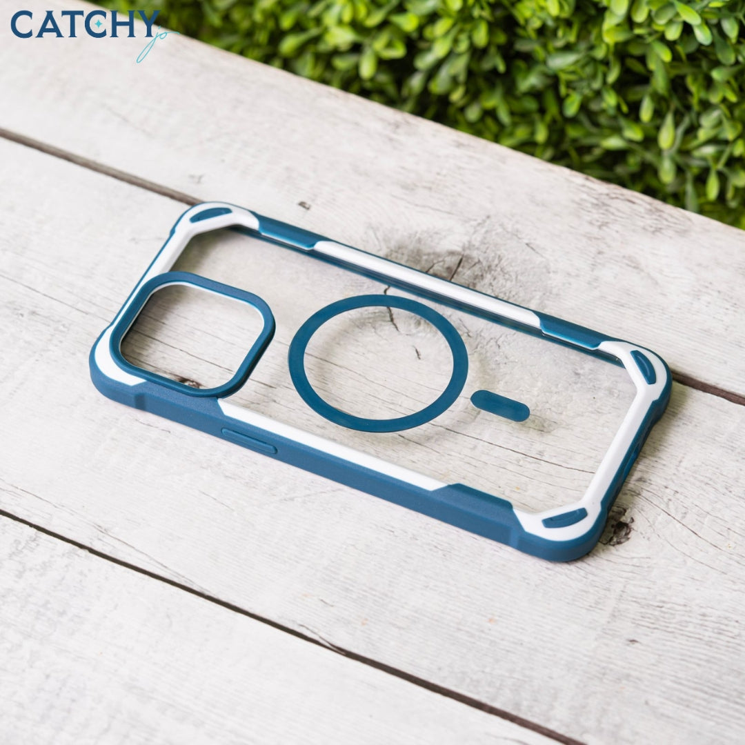 iPhone Panda Case With MagSafe