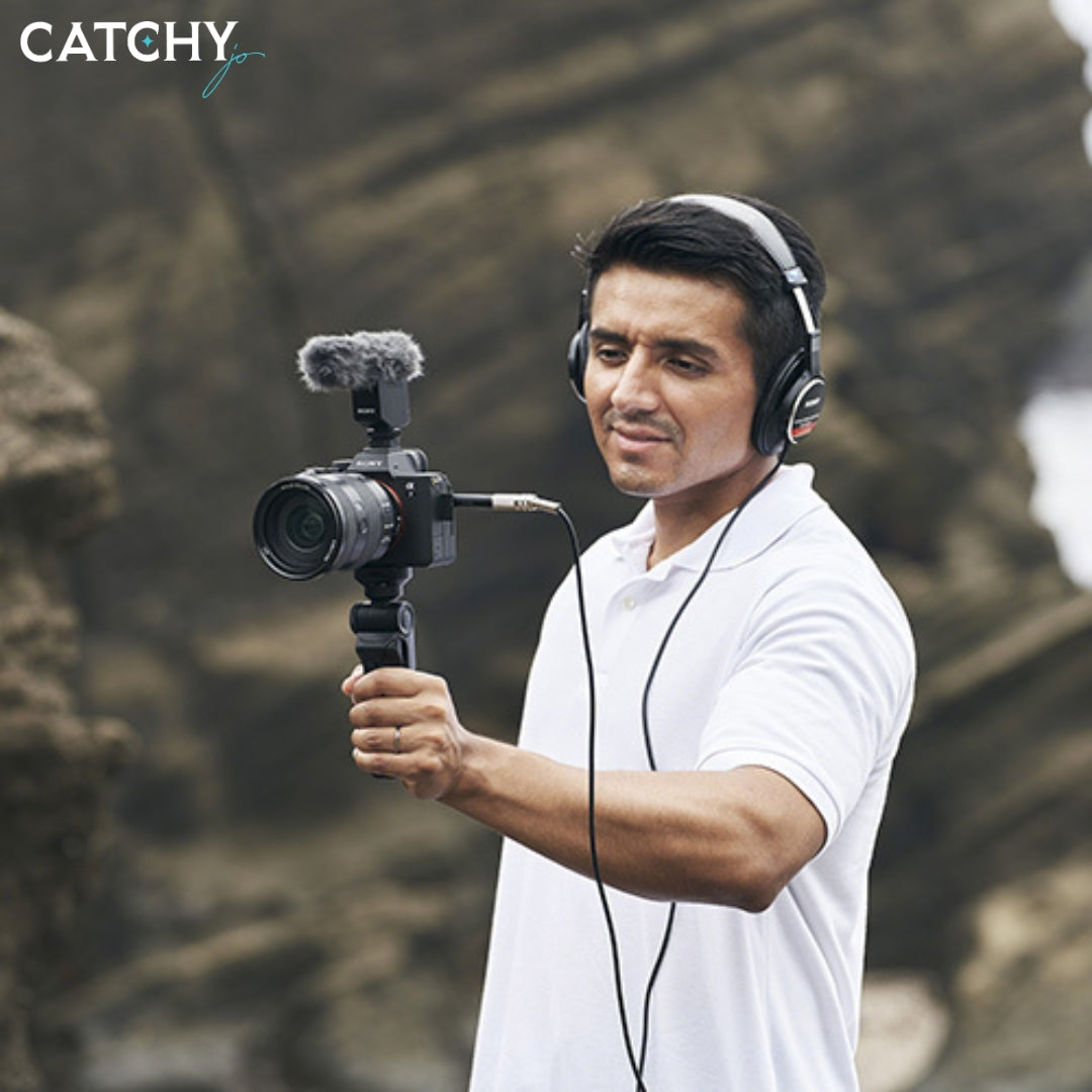 Sony A7IV G Master With FE 70-200mm f/2.8 Lens