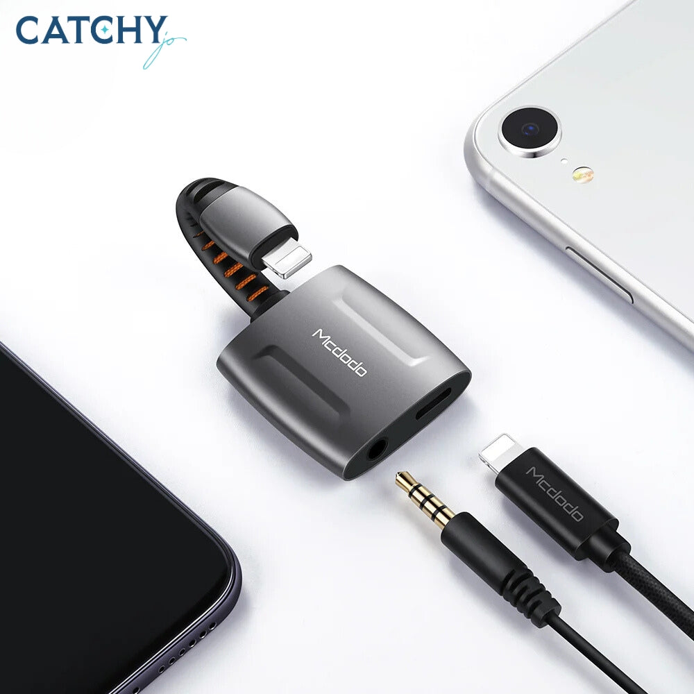 MCDODO CA-6340 Lightning & DC 3.5mm Audio Adapter