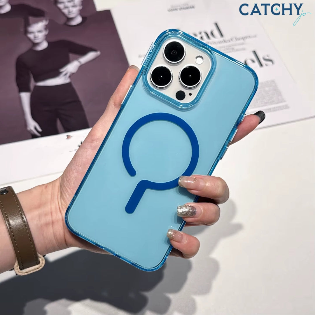 غطاء iPhone مغناطيسي صلب من PC بلون كريستال
