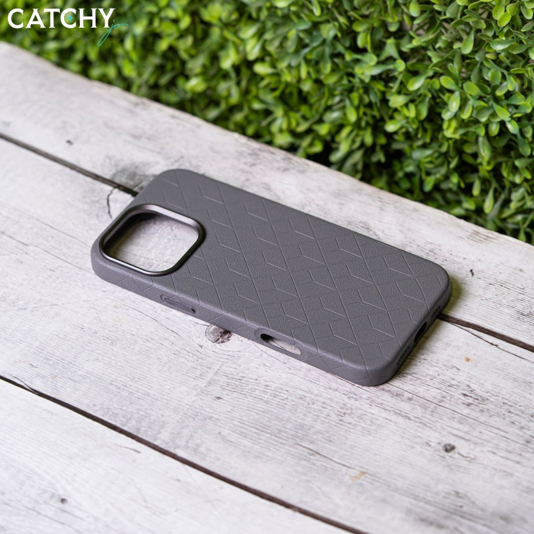 iPhone (11+12+13 Series) Leather Case With Metal Camera Frame