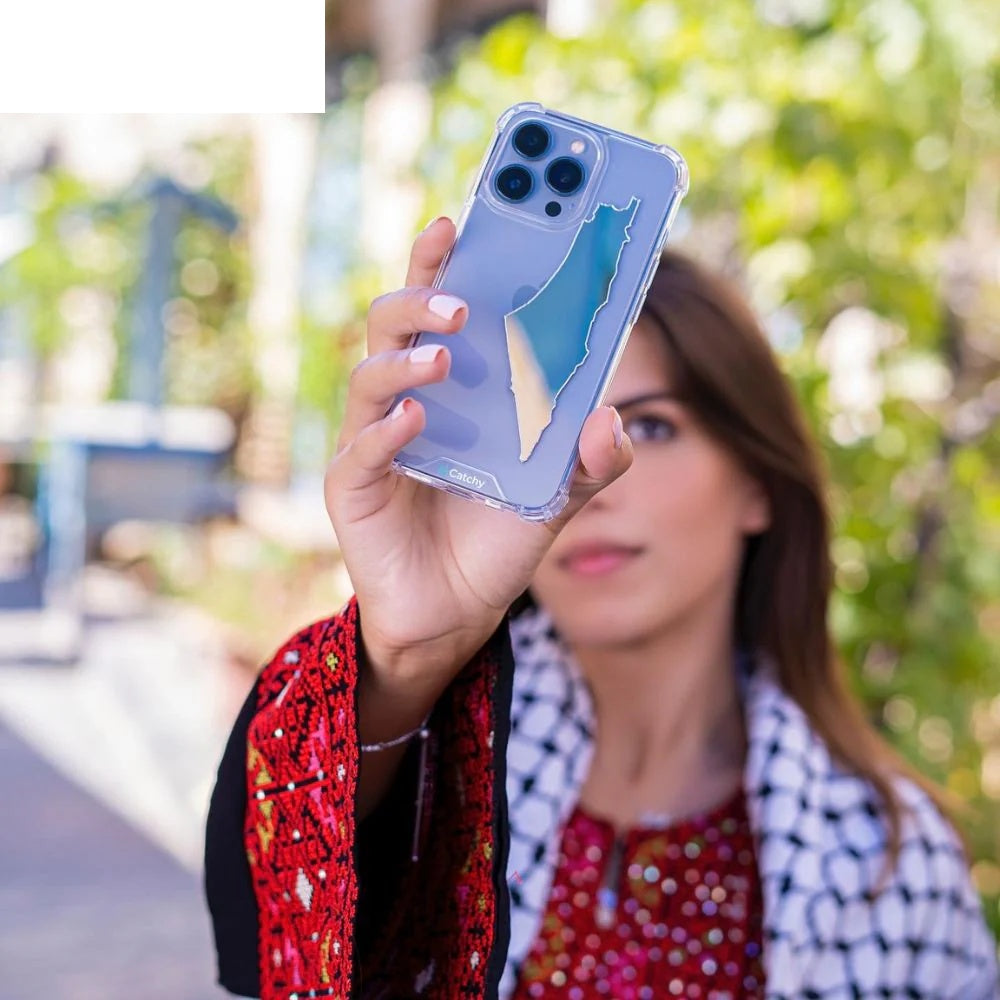 غطاء iPhone بمرآة وتصميم خريطة